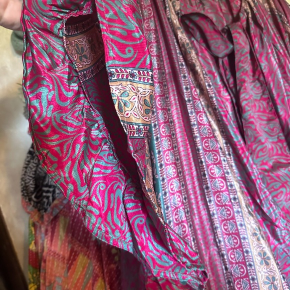 Kantha Bae Ruffle Kimono - Picture 3 of 7